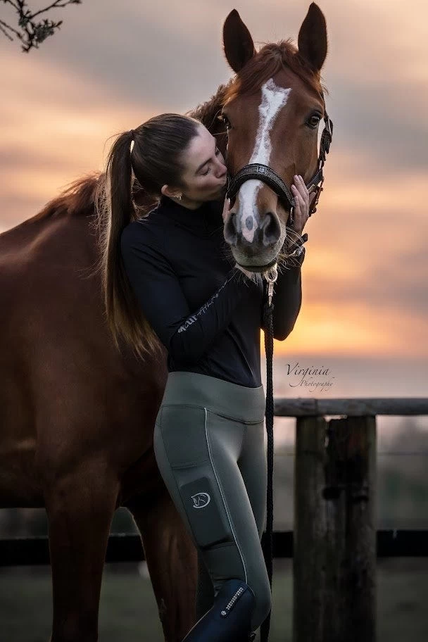 Reitleggings Glitter Design Mit Silikonvollbesatz Für Damen 6 Reitleggings Glitter Design Mit Silikonvollbesatz Für Damen – Bild 4